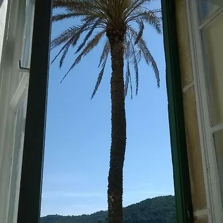 Apartment Marasovic Vis Exterior photo